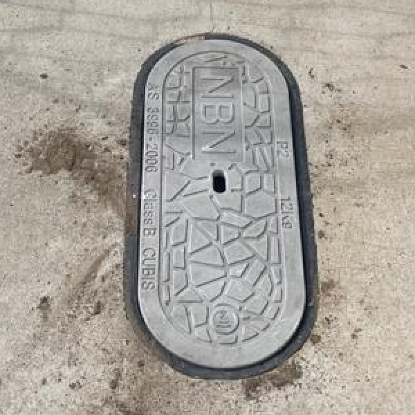 An nbn pit lid